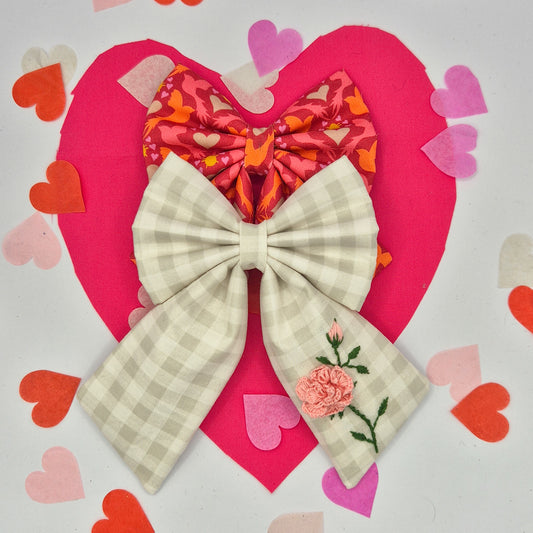 Standard Kiss From a Rose Treasured Option 2 - Pale Pink