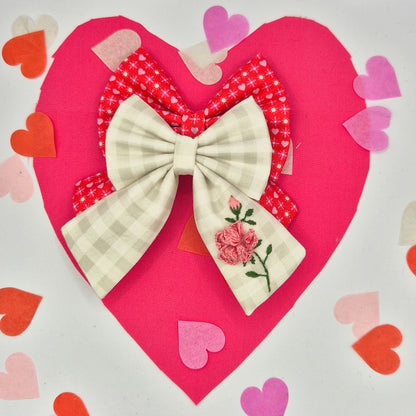 Small Kiss From a Rose Treasured Option 1 - Pink